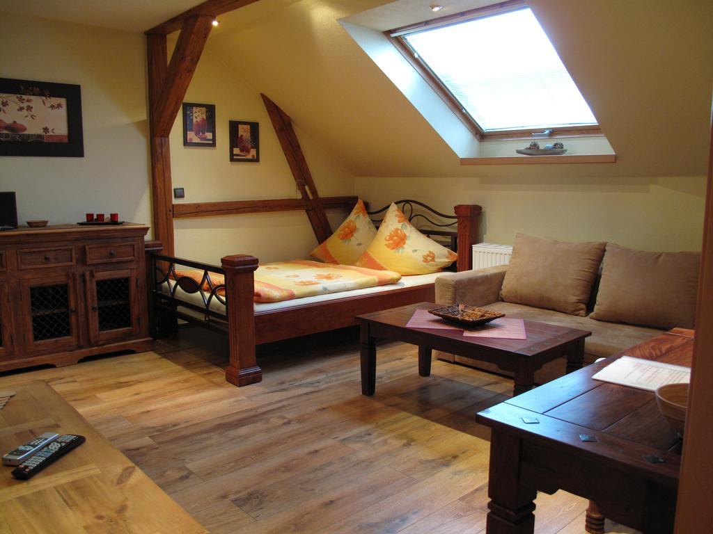 Pension Appartementhaus Central Nordhausen Zimmer foto