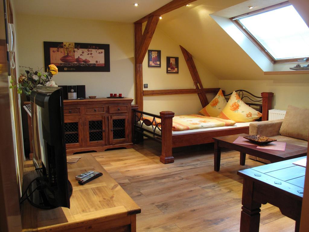 Pension Appartementhaus Central Nordhausen Zimmer foto